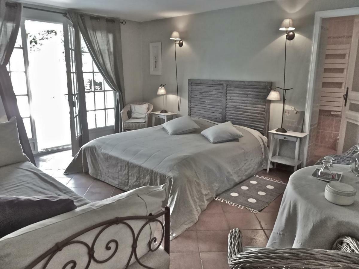 Les Chambres Des Taillades Les Taillades Kültér fotó